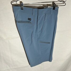 Oakley golf shorts